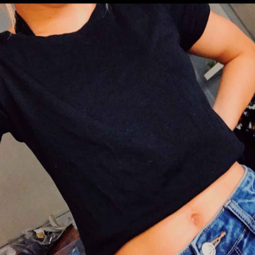 BLACK T-SHIRT✨